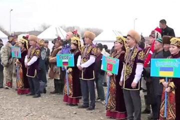 Казахстанец стал первым на чемпионате мира по охоте с ловчими птицами